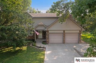 21285 Oldgate Circle, Omaha, NE 68022