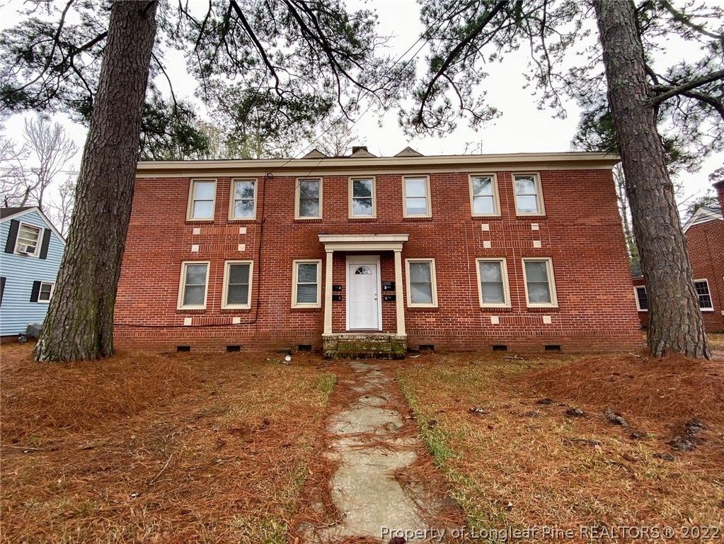 210 E 16th Street 2, Lumberton, NC 28358