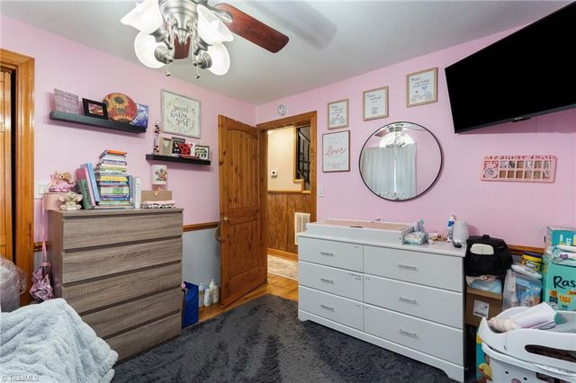 244 Glass Road, Mount Airy, NC 27030