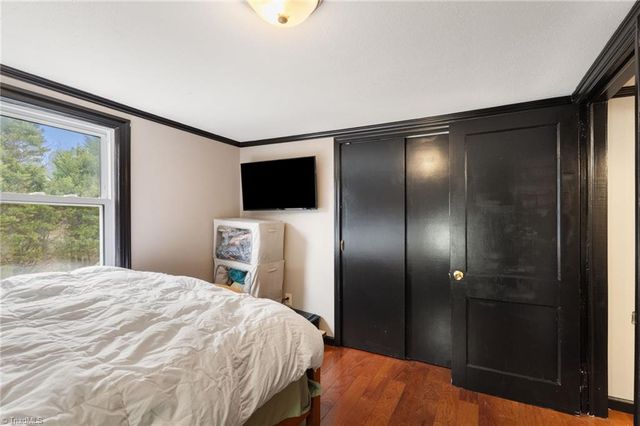 244 Glass Road, Mount Airy, NC 27030