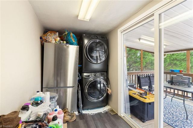 244 Glass Road, Mount Airy, NC 27030