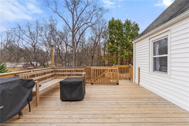 244 Glass Road, Mount Airy, NC 27030