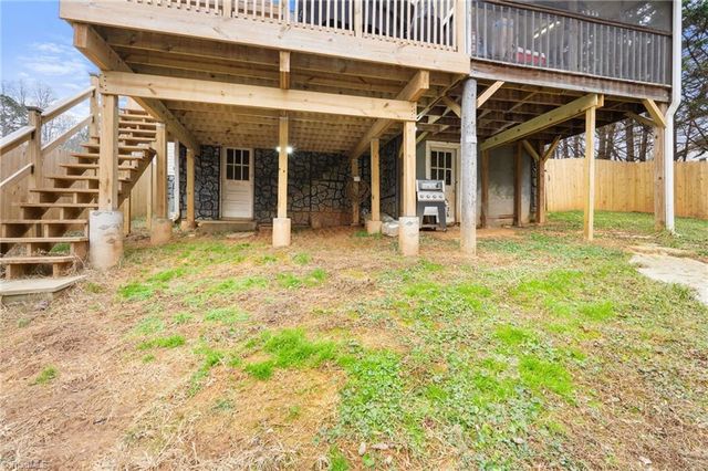 244 Glass Road, Mount Airy, NC 27030