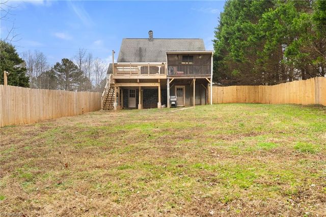 244 Glass Road, Mount Airy, NC 27030