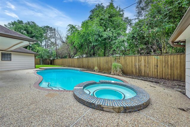 2010 Tucumcari Drive, Houston, TX 77090