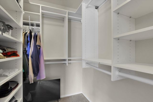 5320 N Vista Grande Rd, Otis Orchards, WA 99027