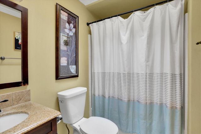 5320 N Vista Grande Rd, Otis Orchards, WA 99027