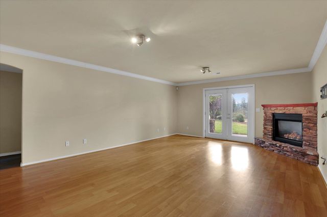 5320 N Vista Grande Rd, Otis Orchards, WA 99027