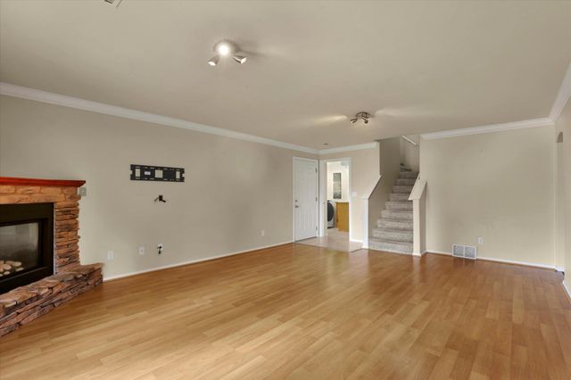 5320 N Vista Grande Rd, Otis Orchards, WA 99027