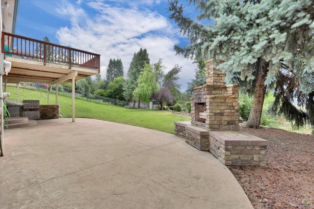 5320 N Vista Grande Rd, Otis Orchards, WA 99027