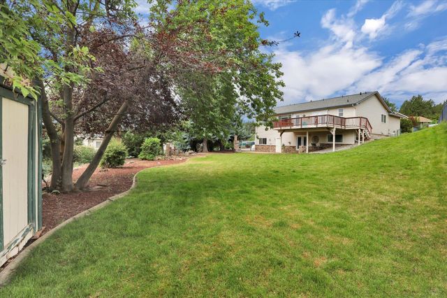 5320 N Vista Grande Rd, Otis Orchards, WA 99027