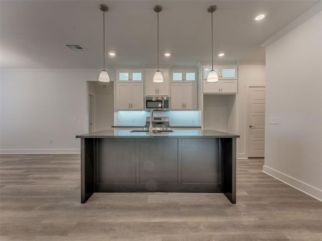 1325 Monterey Drive, Norman, OK 73072