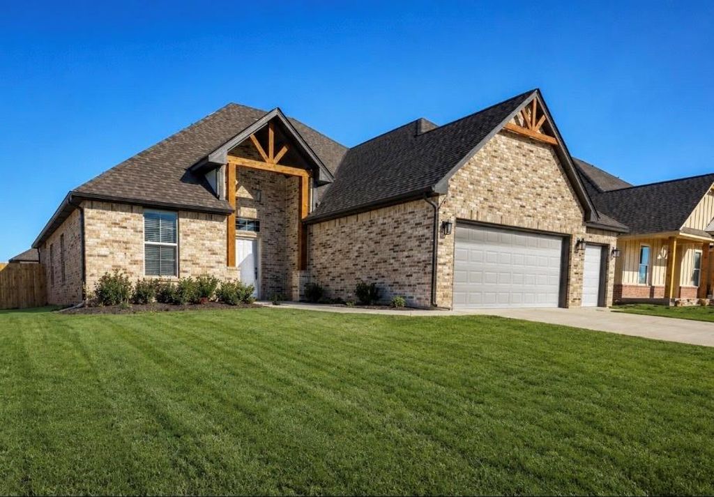 1325 Monterey Drive, Norman, OK 73072