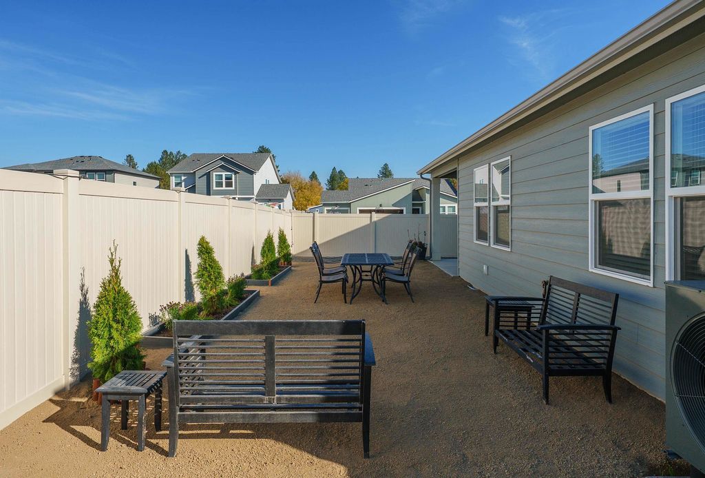 3221 E Harding Ave, Mead, WA 99021 photo 4