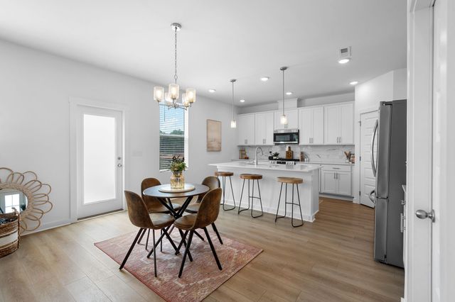 9016 Hutson Drive, White House, TN 37188