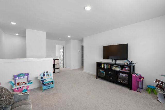 9016 Hutson Drive, White House, TN 37188