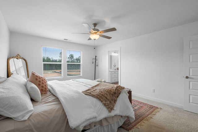 9016 Hutson Drive, White House, TN 37188