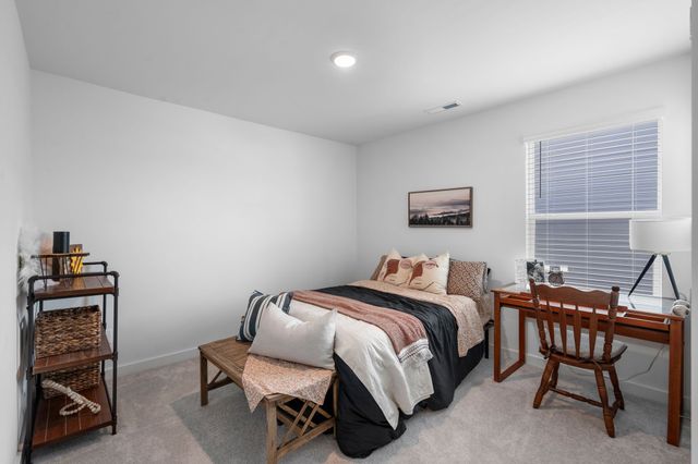 9016 Hutson Drive, White House, TN 37188
