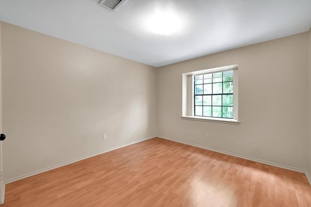 83 Summer Crest Circle, The Woodlands, TX 77381