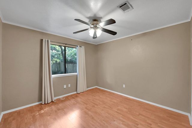 83 Summer Crest Circle, The Woodlands, TX 77381