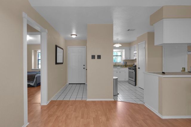83 Summer Crest Circle, The Woodlands, TX 77381