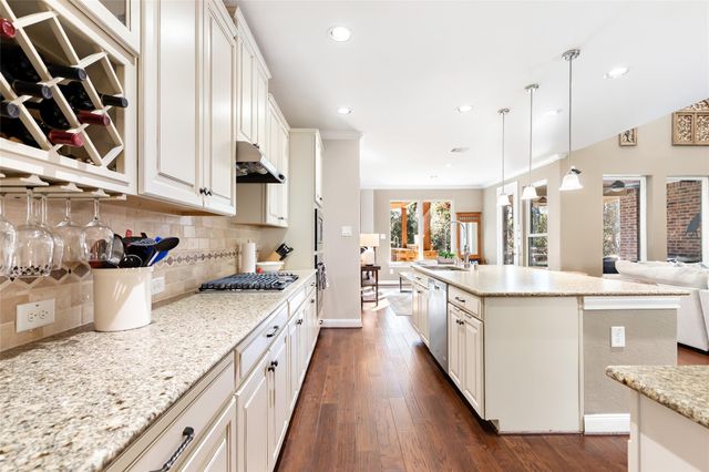 13808 N Lake Branch Lane, Houston, TX 77044