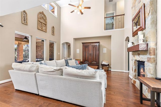 13808 N Lake Branch Lane, Houston, TX 77044