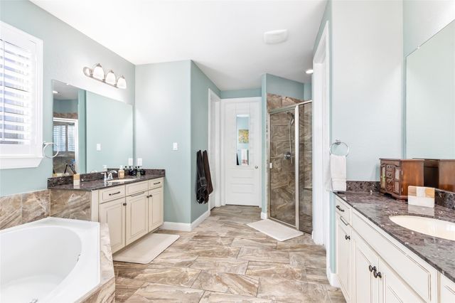 13808 N Lake Branch Lane, Houston, TX 77044