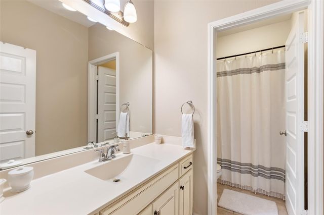 13808 N Lake Branch Lane, Houston, TX 77044