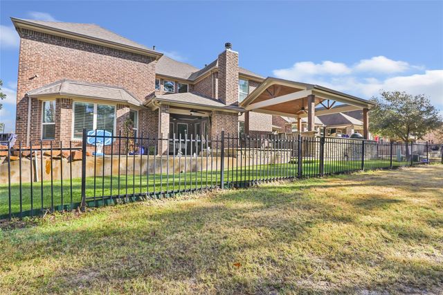 13808 N Lake Branch Lane, Houston, TX 77044