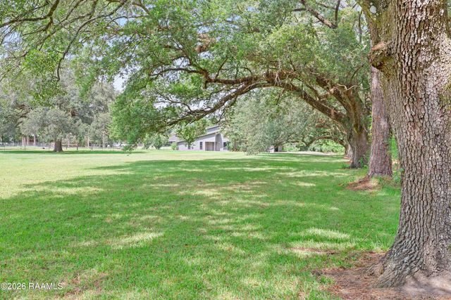 7867 Main Highway, St. Martinville, LA 70582