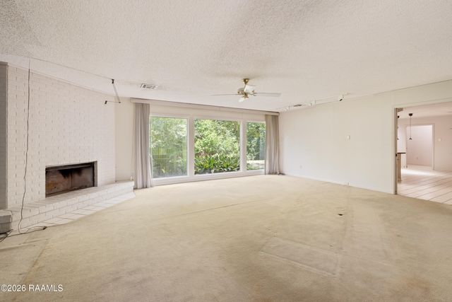 7867 Main Highway, St. Martinville, LA 70582