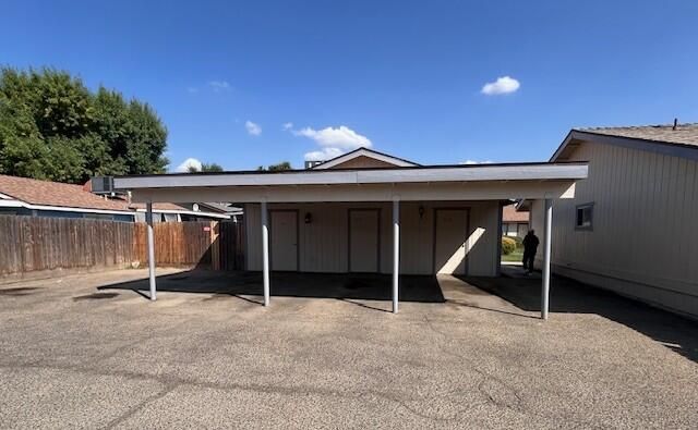 2532 W Chestnut Ct. Court, Visalia, CA 93277