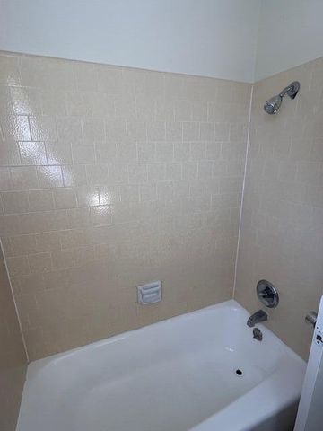 2532 W Chestnut Ct. Court, Visalia, CA 93277