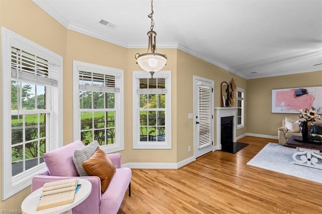 4898 Forest Oaks Drive, Greensboro, NC 27406
