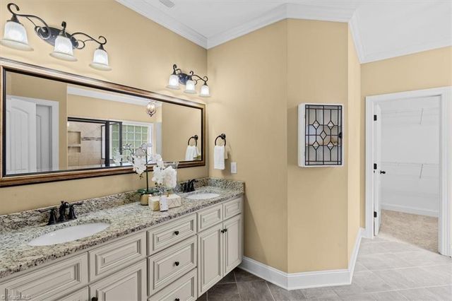 4898 Forest Oaks Drive, Greensboro, NC 27406