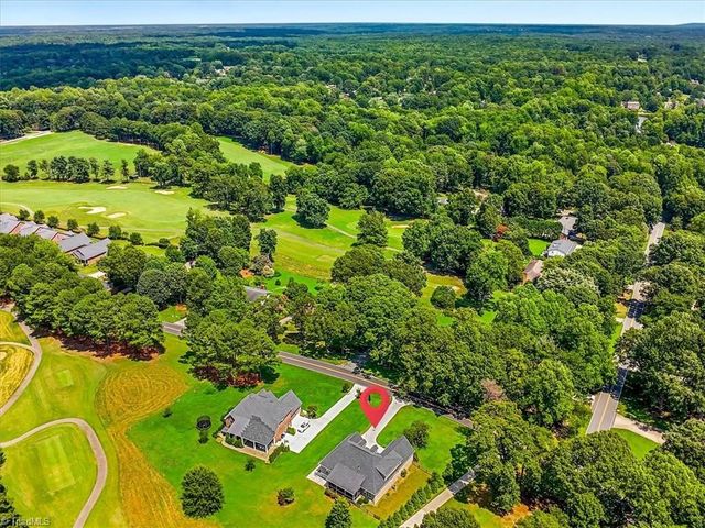 4898 Forest Oaks Drive, Greensboro, NC 27406