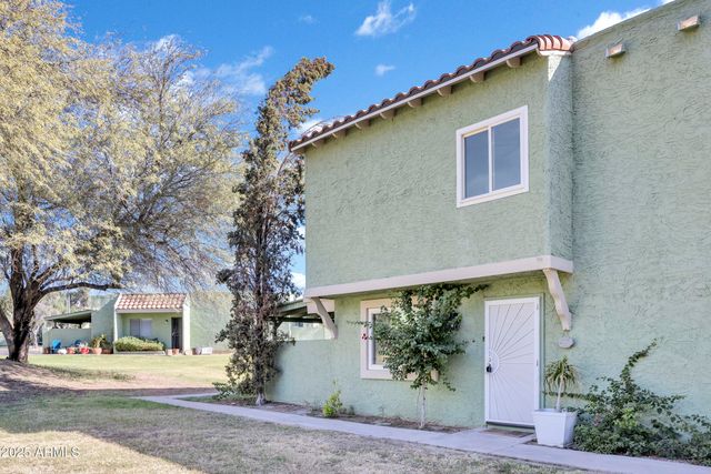 10217 N 7TH Place B, Phoenix, AZ 85020