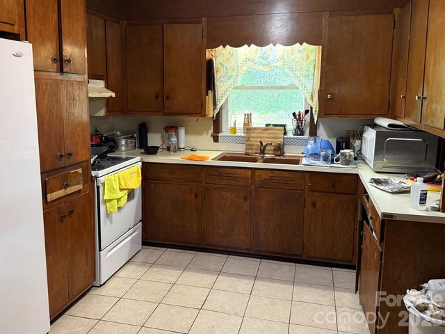 101 Ramsey Street, Morganton, NC 28655