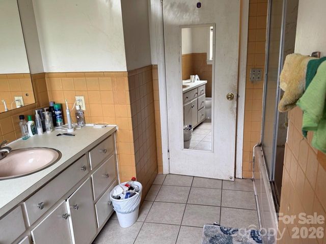 101 Ramsey Street, Morganton, NC 28655
