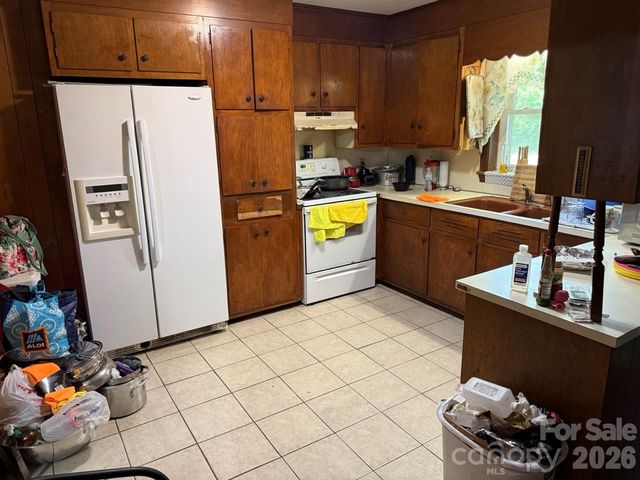 101 Ramsey Street, Morganton, NC 28655