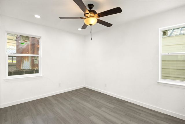 602 E 4th Street, Weatherford, TX 76086