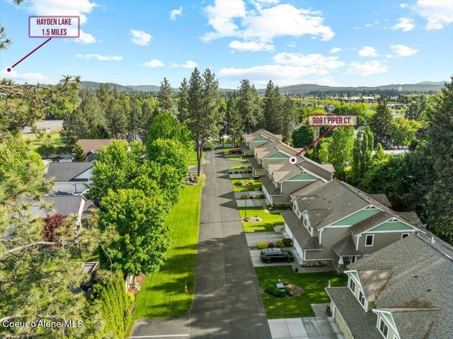 9091 N Piper Ct, Hayden, ID 83835