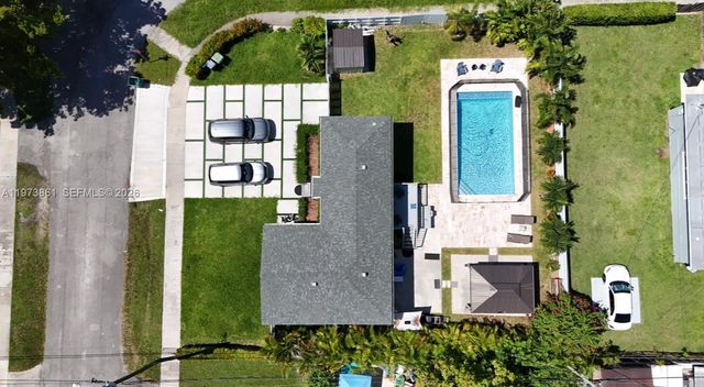 2401 SW 83rd Ave, Miami, FL 33155