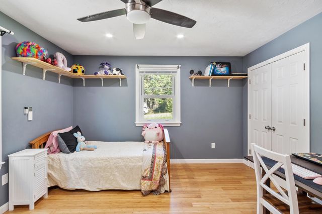 17 Bridle Bridge Road, Windham, NH 03087