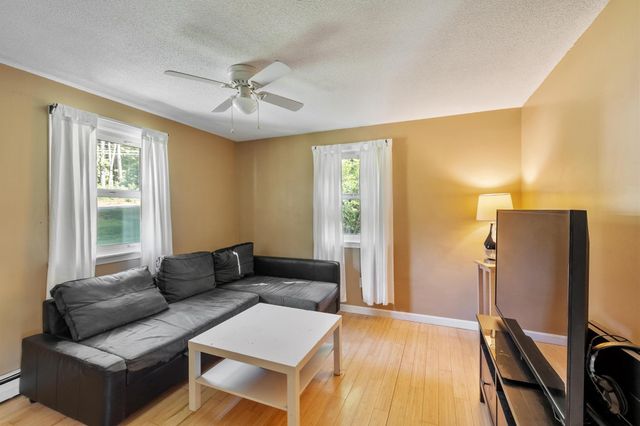 17 Bridle Bridge Road, Windham, NH 03087