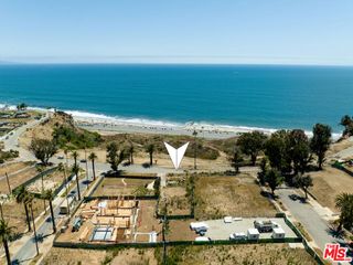 15363 Via De Las Olas, Pacific Palisades, CA 90272