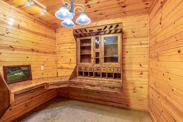 3044 Jasmine Road NW, Carrollton, OH 44615