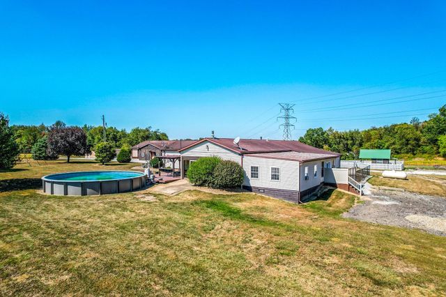 3044 Jasmine Road NW, Carrollton, OH 44615