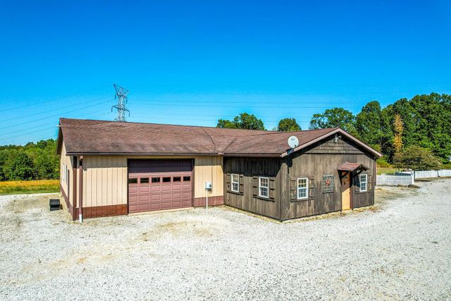 3044 Jasmine Road NW, Carrollton, OH 44615